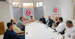 قيادة حركة فتح في غزة تزور المستشفى الأهلي العربي "المعمداني"
