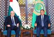 الرئيس محمود عباس يلتقي الأمين العام لجامعة الدول العربية