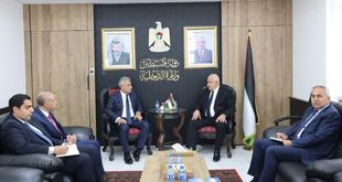 وزير الداخلية يستقبل السفير المصري لدى دولة فلسطين