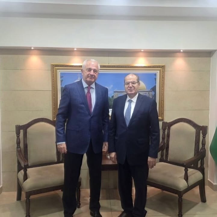 ممثل روسيا لدى فلسطين السفير غوتشا بواتشيدزه يلتقي بمستشار الرئيس للشؤون الدبلوماسية د. مجدي الخالدي