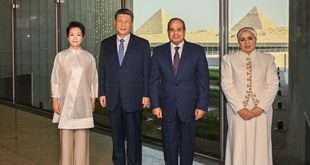 الرئيس الصيني وعقيلته يزوران المتحف المصري الكبير برفقة الرئيس المصري وعقيلته