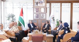 الضابطة الجمركية والجامعة العربية الأمريكية توقعان اتفاقية تعاون مشترك في مجالات مختلفة