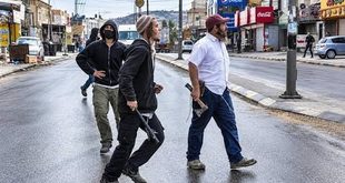 مستوطنون يهاجمون مركبات المواطنين جنوب وشرق بيت لحم