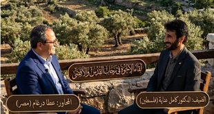 الدكتور كامل عناية :صانع الجسور بين النص القرآني والقصيدة المعاصرة