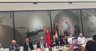 السفير جواد عواد يزور مدينة كوانجو ويلتقي أبناء الجالية الفلسطينية في جنوب الصين