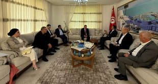محافظ طولكرم اللواء د. عبد الله كميل يزور السفير التونسي لدى دولة فلسطين الحبيب بن فرح