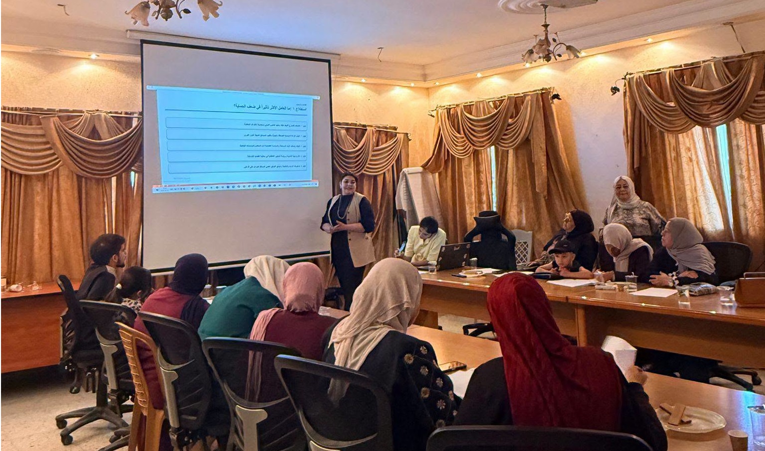 ندوة حول الأزمة الإنسانية في الأراضي الفلسطينية المحتلة بين قواعد القانون الدولي الإنساني وواقع التطبيق