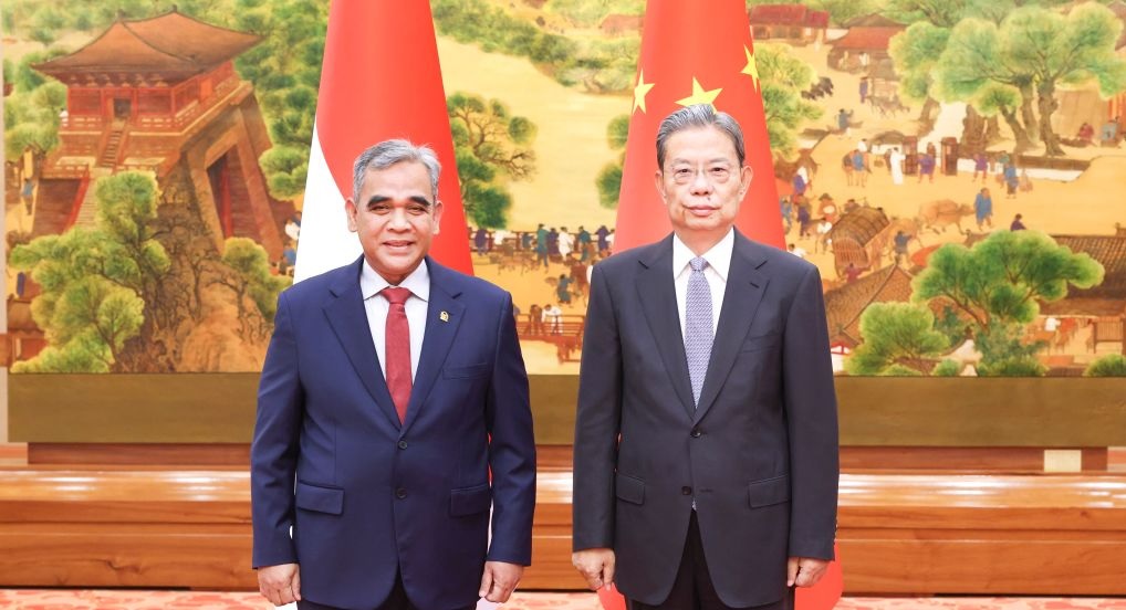 الصين وإندونيسيا تتعهدان بتعميق التبادلات والتعاون