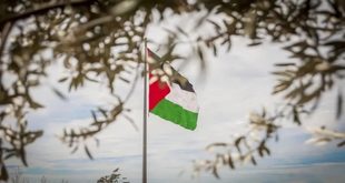 وفد فلسطيني يضم د. مجدلاني ورباح وأبو جامع يصل إلى المانيا لبحث ترتيبات انتخابات المجلس الوطني