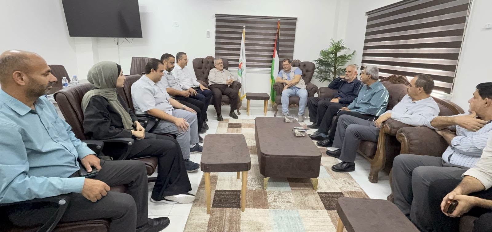 وكيل وزارة الصحة يشيد بنجاح زراعة القوقعة لـ50 طفلاً بمجمع ناصر الطبي ويثمن جهود الوفد الطبي الروسي المشارك
