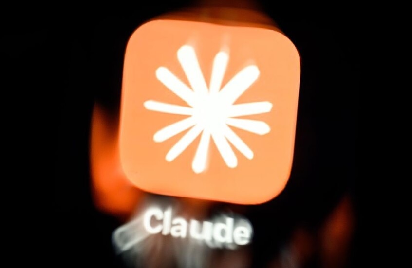 "أنثروبيك" تكشف: Claude "يزداد قوة" ويشارك في تطوير نسخة منه أكثر ذكاء