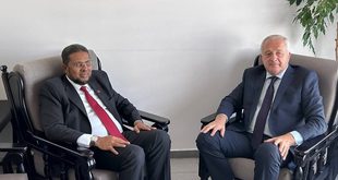 ممثل روسيا الاتحادية لدى فلسطين، السفير غوتشا بواتشيدزه يلتقي بممثل سريلانكا لدى فلسطين السفير محمد فاروق فاوزر