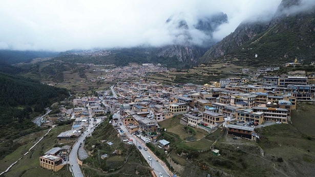 مسار المسيرة الكبرى ينعش تنمية السياحة في محافظة ديبو بمقاطعة قانسو