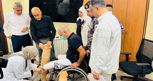 غنام وحنتولي يطلقان حملة تمكين الأسر.. ويسلمان ماكينات خياطة ويعيدان الأمل لمواطن مبتور الساقين
