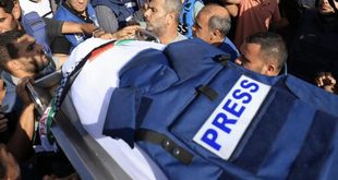 مؤرخة أمريكية: الإعلام الأمريكي وافق على إبادة إسرائيل لغزة وشرعن استهداف صحفييها