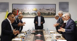مركزية "فتح" تناقش القضايا والمستجدات وترحب بقرار "اللجنة التنفيذية" والمرسوم الرئاسي بتأجيل الانتخابات