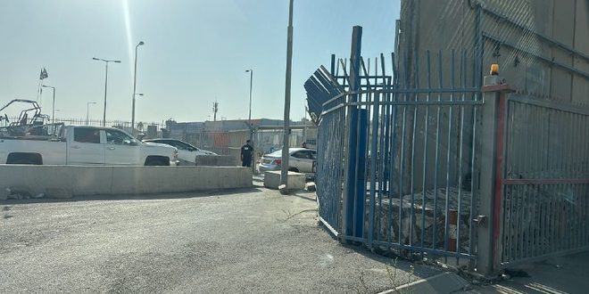 الاحتلال يغلق حاجز قلنديا العسكري شمال القدس المحتلة