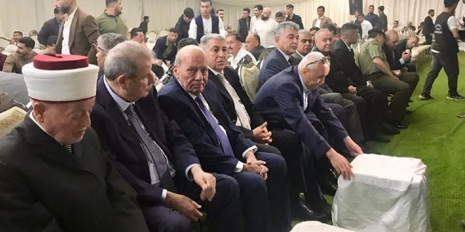 وفد فلسطيني برئاسة المفتي العام يؤدي واجب العزاء بضحايا الاعتداء الإرهابي على كنيسة حمود في الكرك