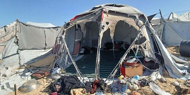 وفاة طفلتين إثر حريق اندلع في خيمة للنازحين بمواصي خانيونس