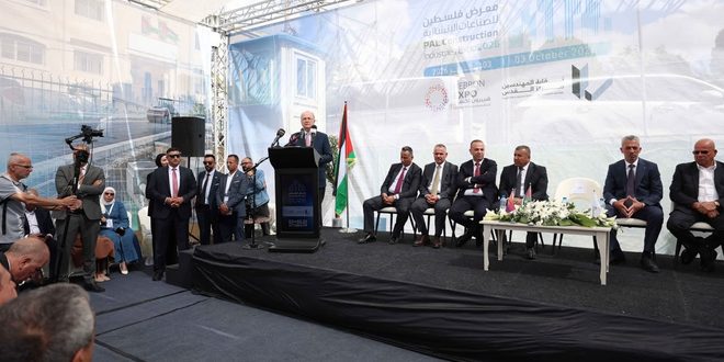 رئيس الوزراء : رغم التحديات نواصل الصمود ونتحضر لمرحلة البناء وإعادة الإعمار