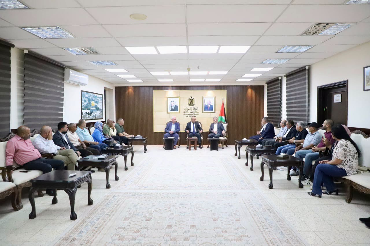 محافظ أريحا والأغوار د. حسين حمايل يستقبل الأمين العام للاتحاد الدولي للنقابات (ITUC)