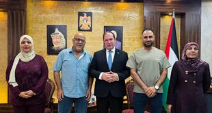محافظ طولكرم اللواء د. كميل يستقبل وفداً من جمعية مكافحة الفقر المدقع