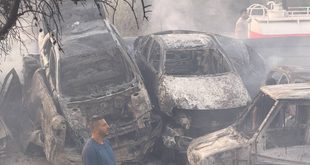 مستوطنون يهاجمون منازل ويحرقون مركبة صحفي أجنبي في المغير