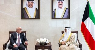 سفير فلسطين لدى الكويت رامي طهبوب يسلم رسالة خطية من وزيرة الخارجية إلى نظيرها الكويتي