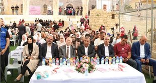 محافظ الخليل يشارك في إطلاق حملة "أكتوبر الوردي" ويشارك في فعاليات يوم التراث الفلسطيني