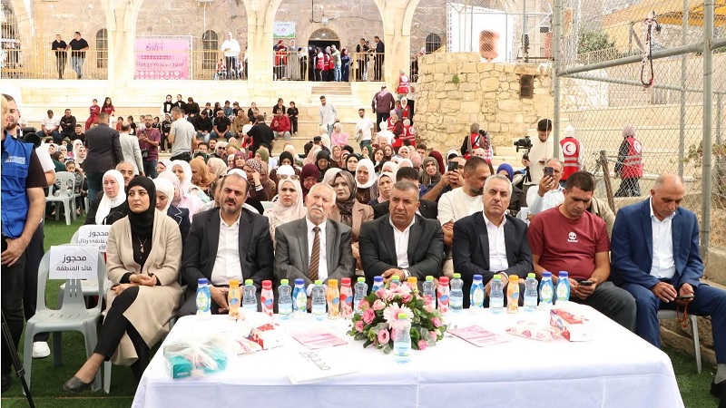 محافظ الخليل يشارك في إطلاق حملة "أكتوبر الوردي" ويشارك في فعاليات يوم التراث الفلسطيني
