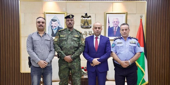 محافظ أريحا والأغوار يلتقي قادة الأجهزة الأمنية في المحافظة