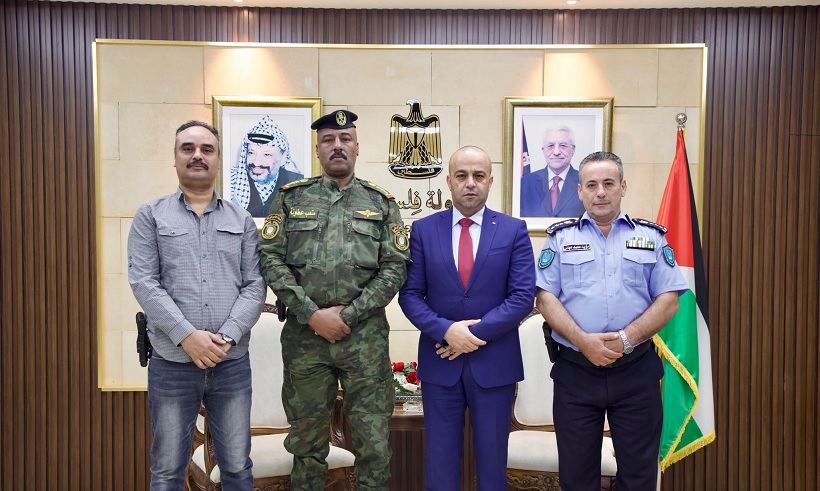 محافظ أريحا والأغوار يلتقي قادة الأجهزة الأمنية في المحافظة