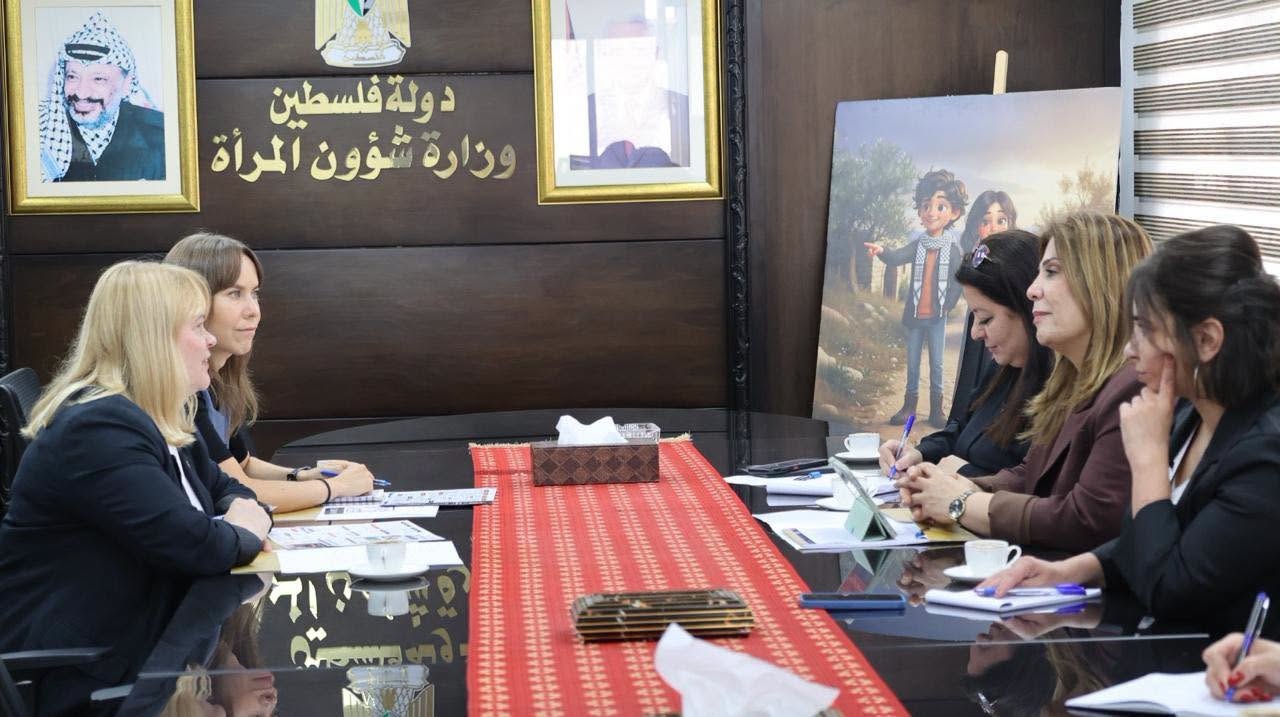 وزيرة شؤون المرأة تستقبل ممثلة فنلندا لدى دولة فلسطين وتبحثان تعزيز التعاون المشترك